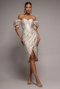 <img src="https://www.beryn-boutique.com/" 
       alt="Off-Shoulder Jacquard Midi Dress" 
       loading="lazy" />