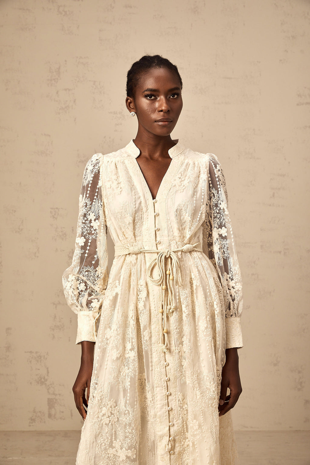 <img src="https://www.beryn-boutique.com/" 
       alt="Heavy Beads Embroidery Maxi Dress" 
       loading="lazy" />