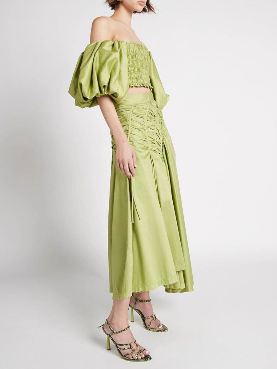 <img src="https://www.beryn-boutique.com/" 
       alt="Boho Green Off Shoulder Top and Skirt" 
       loading="lazy" />