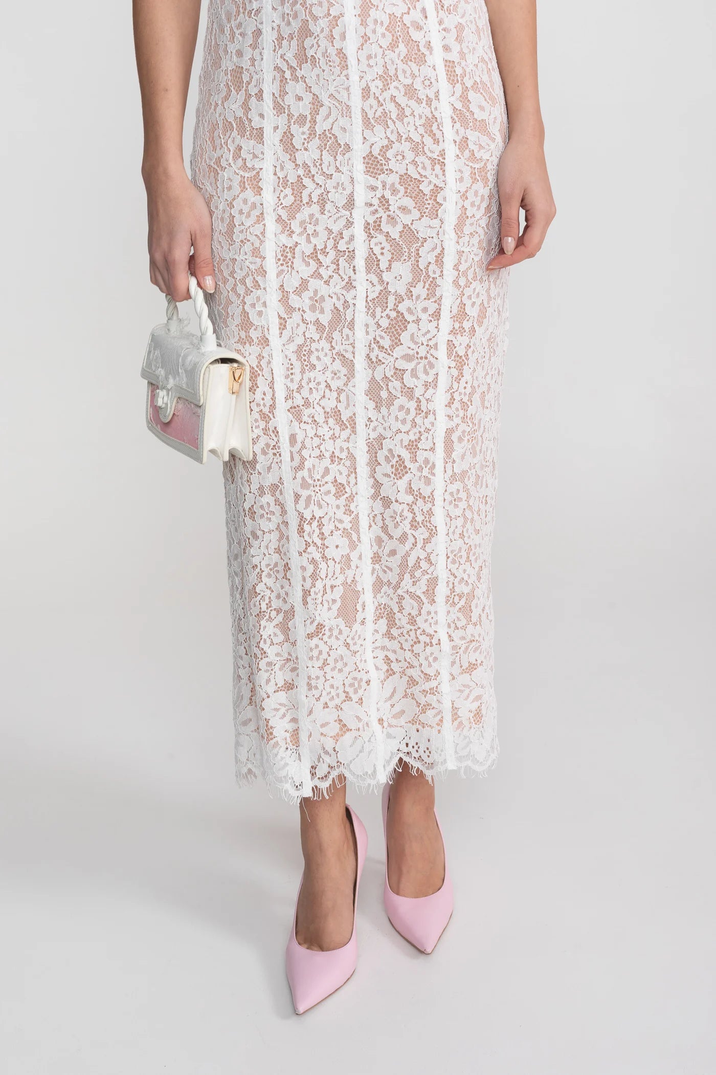 <a href="https://beryn-boutique.com/dress">
<img src="xxx.jpg" alt=<"White Lace Midi Dress with Sheer Corset Bodice | Elegant Cocktail Dress">
</a>
