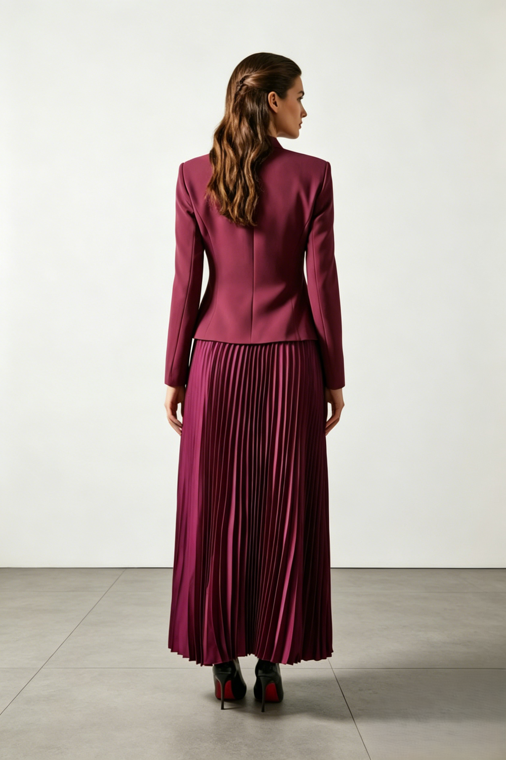 <img src="https://www.beryn-boutique.com/" 
       alt="Burgundy Embroidered Tailored Blazer &Skirt" 
       loading="lazy" />