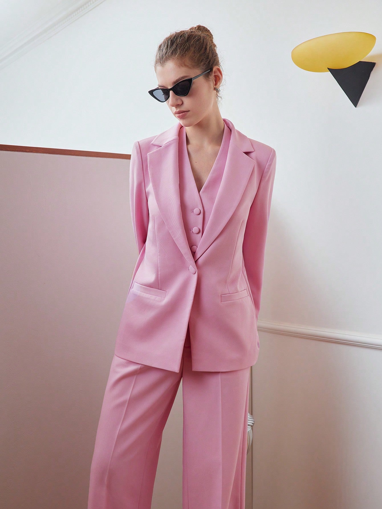 <a href="https://beryn-boutique.com/dress">
<img src="xxx.jpg" alt=<"Women Pink Three Piece Suit Set – Blazer, Crop Vest & High Waist Wide Leg Pants">
</a>
