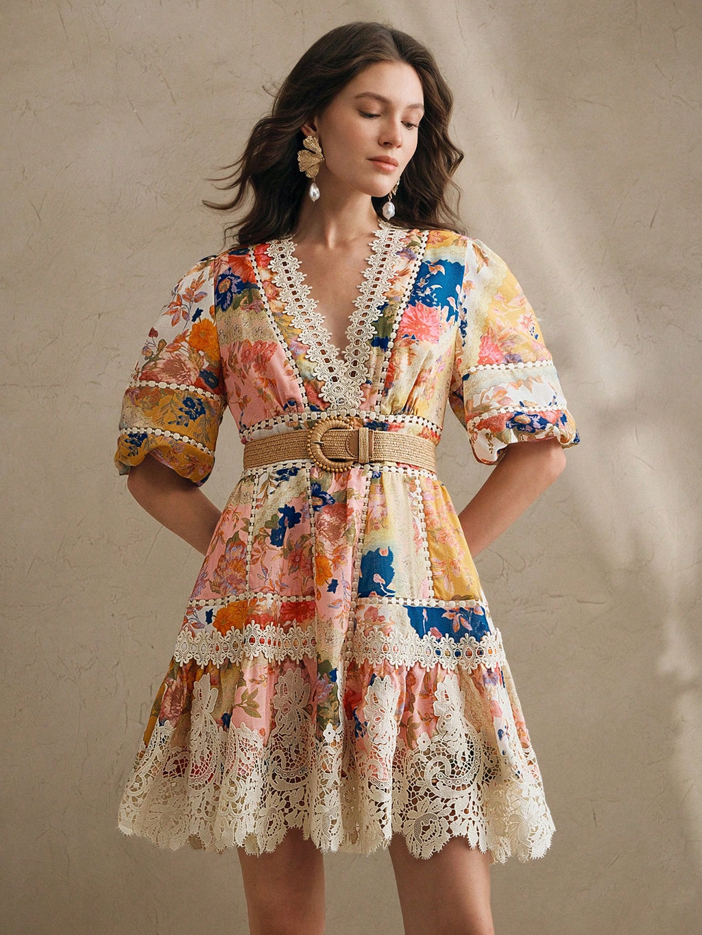 <a href="https://beryl-boutique.com/dress">
<img src="xxx.jpg" alt="Elegant Tweed Style Knit Dress Rhinestone Slim Bodycon Dress Spring">
</a>