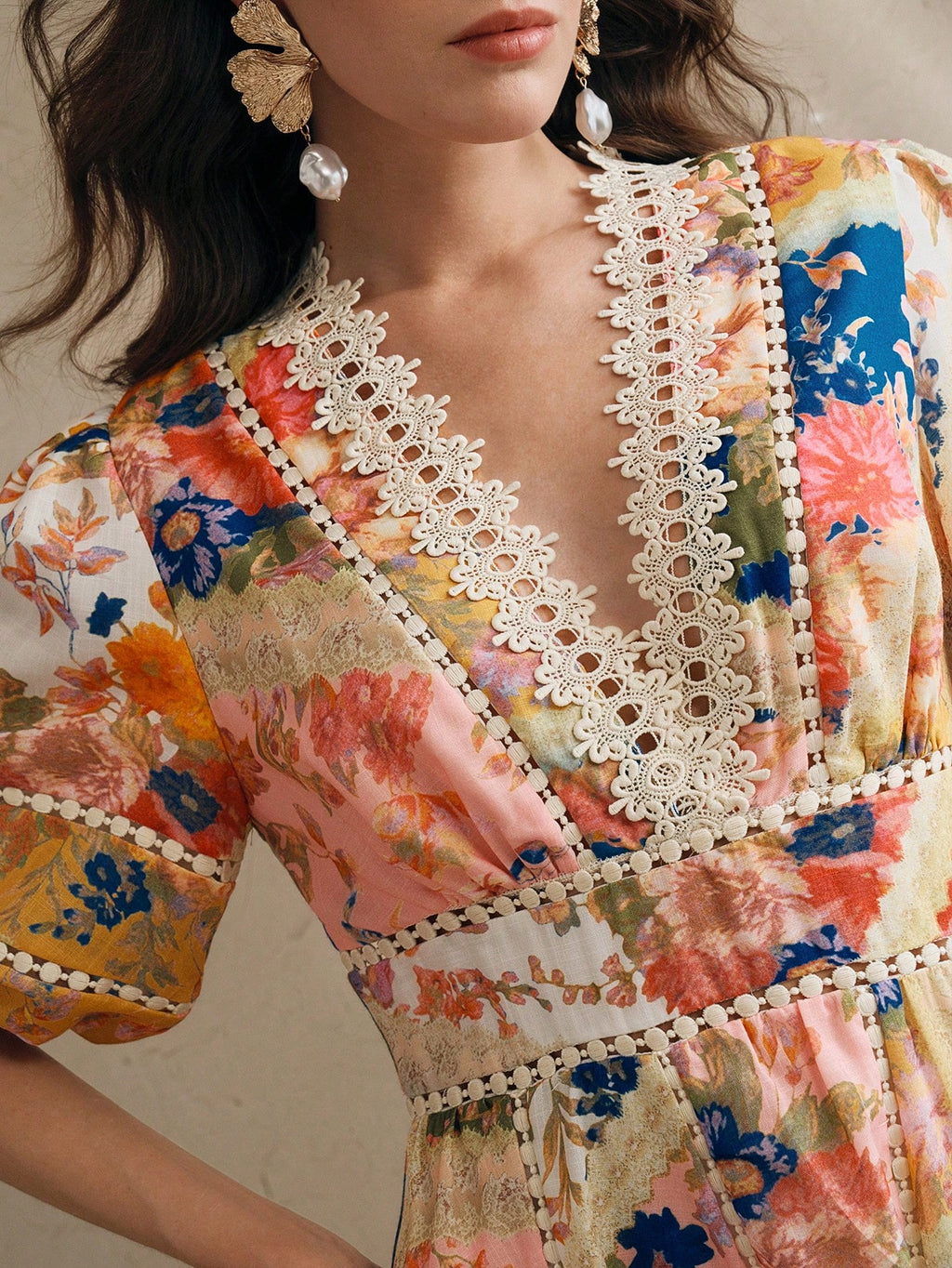 <a href="https://beryl-boutique.com/dress">
<img src="xxx.jpg" alt="Elegant Tweed Style Knit Dress Rhinestone Slim Bodycon Dress Spring">
</a>