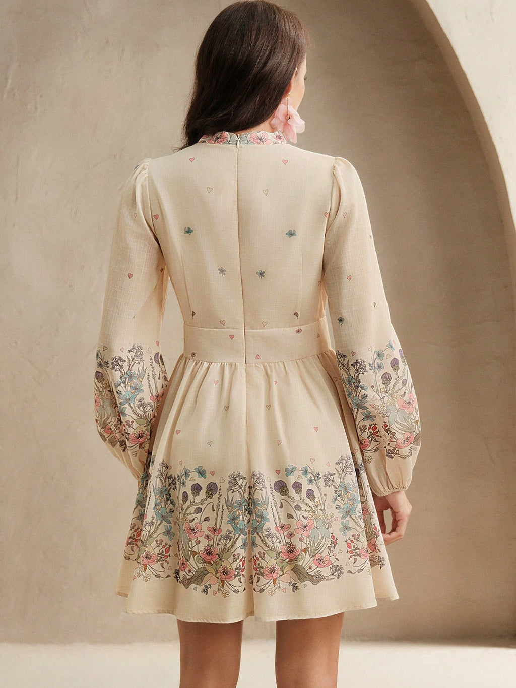 <a href="https://beryn-boutique.com/dress">
<img src="xxx.jpg" alt=<"Women Beige Floral Print Long Sleeve Mini Dress with V Neck & Button Front">
</a>
