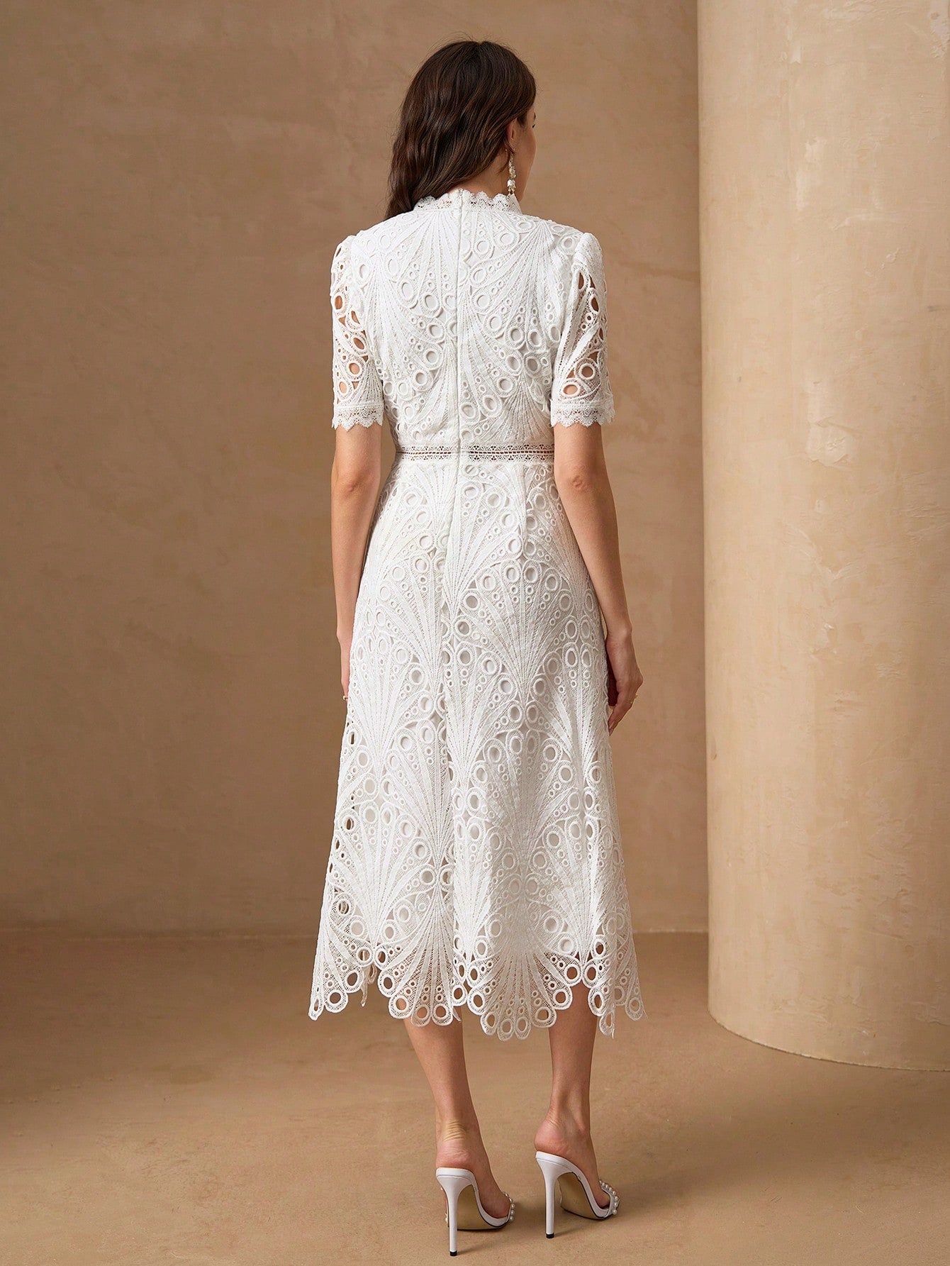<a href="https://beryn-boutique.com/dress">
<img src="xxx.jpg" alt=<"Elegant White Lace Maxi Dress Short Ruffle Sleeves A-Line Ruffle Collar Design Summer">
</a>
