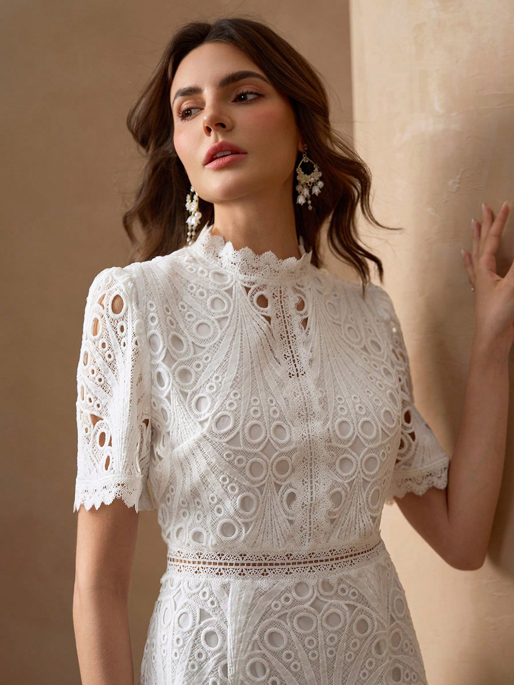<a href="https://beryn-boutique.com/dress">
<img src="xxx.jpg" alt=<"Elegant White Lace Maxi Dress Short Ruffle Sleeves A-Line Ruffle Collar Design Summer">
</a>
