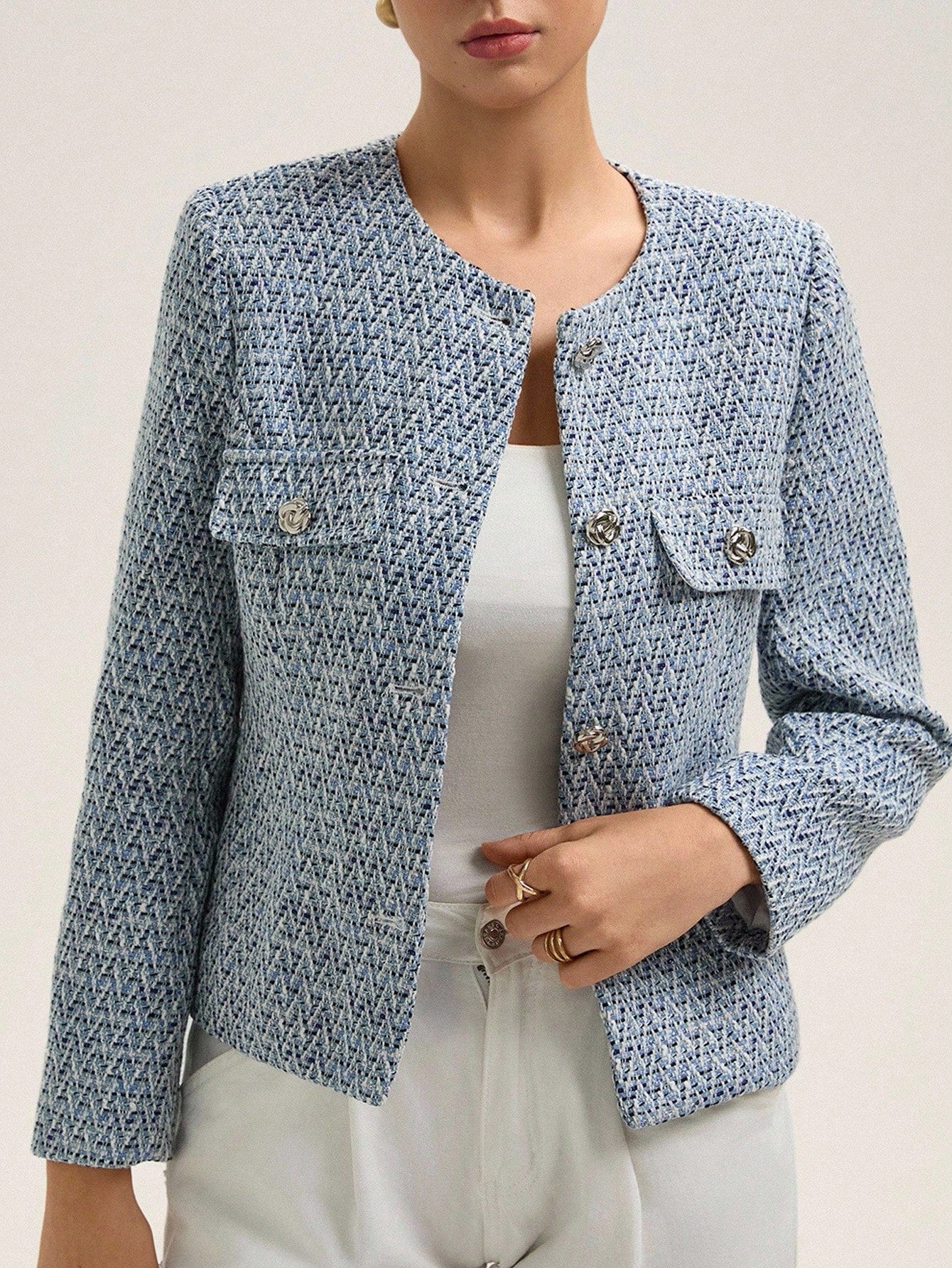 <a href="https://beryl-boutique.com/dress">
<img src="xxx.jpg" alt="Elegant Light Blue Tweed Jacket with Belt Round Neck Pocket Detail Blazer for Women ">
</a>
