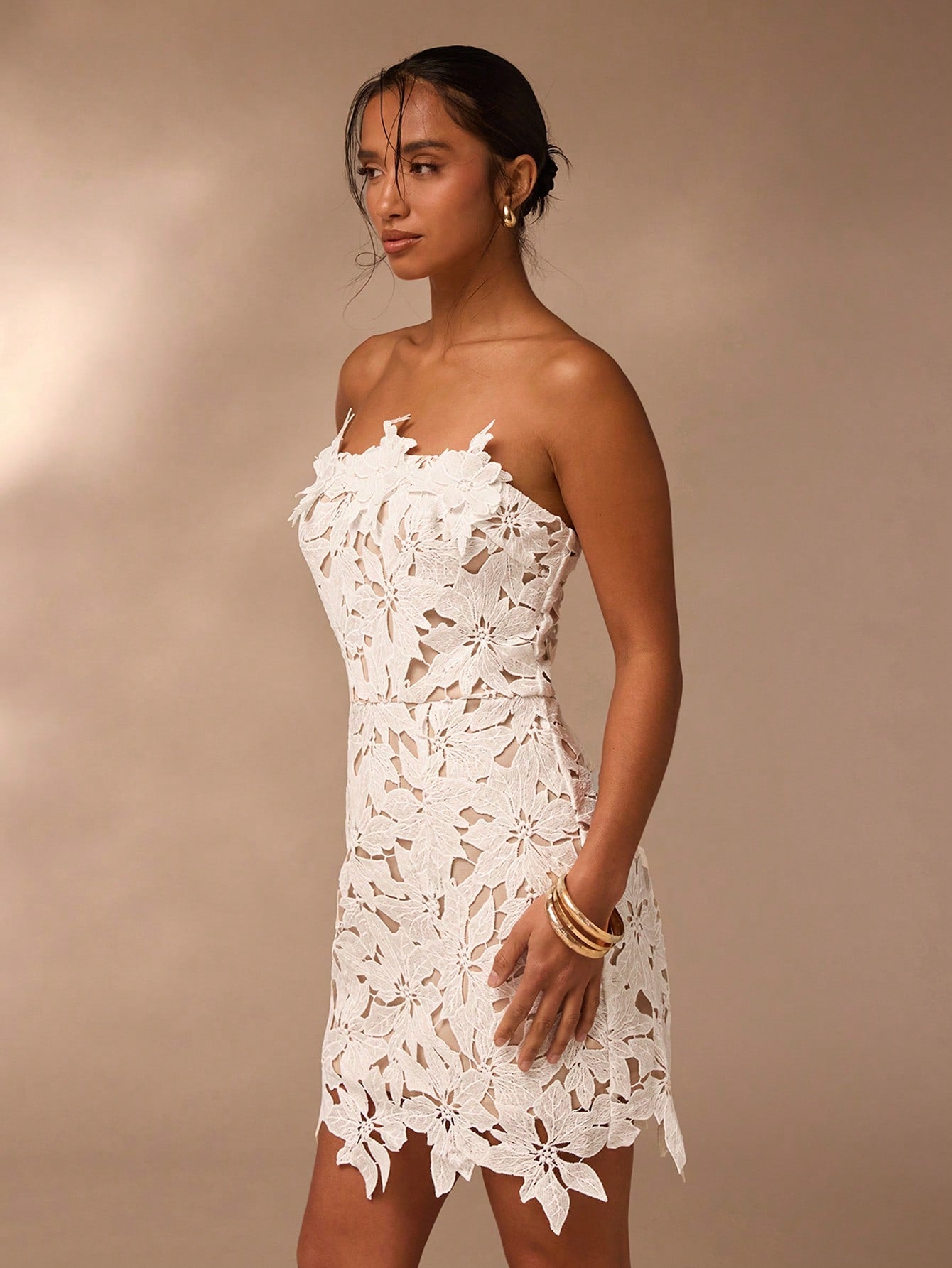 <a href="https://beryn-boutique.com/dress">
<img src="xxx.jpg" alt=<"3d Flower Decoration Elegant Party Outfit Dresses For Women ">
</a>
