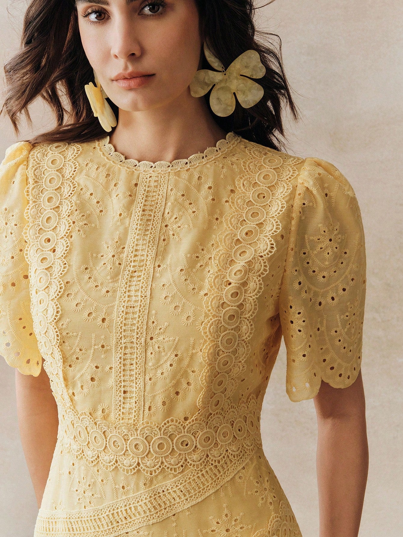 <a href="https://beryn-boutique.com/dress">
<img src="xxx.jpg" alt=<"Elegant Yellow Eyelet Lace Midi Dress for Women, Puff Sleeve Embroidered Cotton Boho Summer Maxi Dress">
</a>
