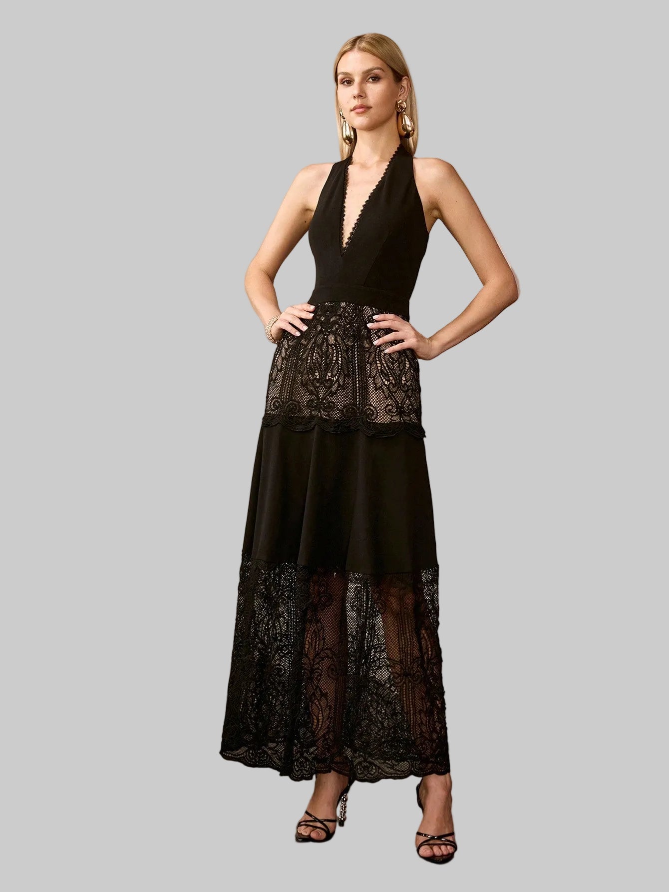 <a href="https://beryn-boutique.com/dress">
<img src="xxx.jpg" alt=<"WOMEN'S ELEGANT SLEEVELESS HALTER-NECK MAXI FORMAL DRESSES OUTFITS">
</a>
