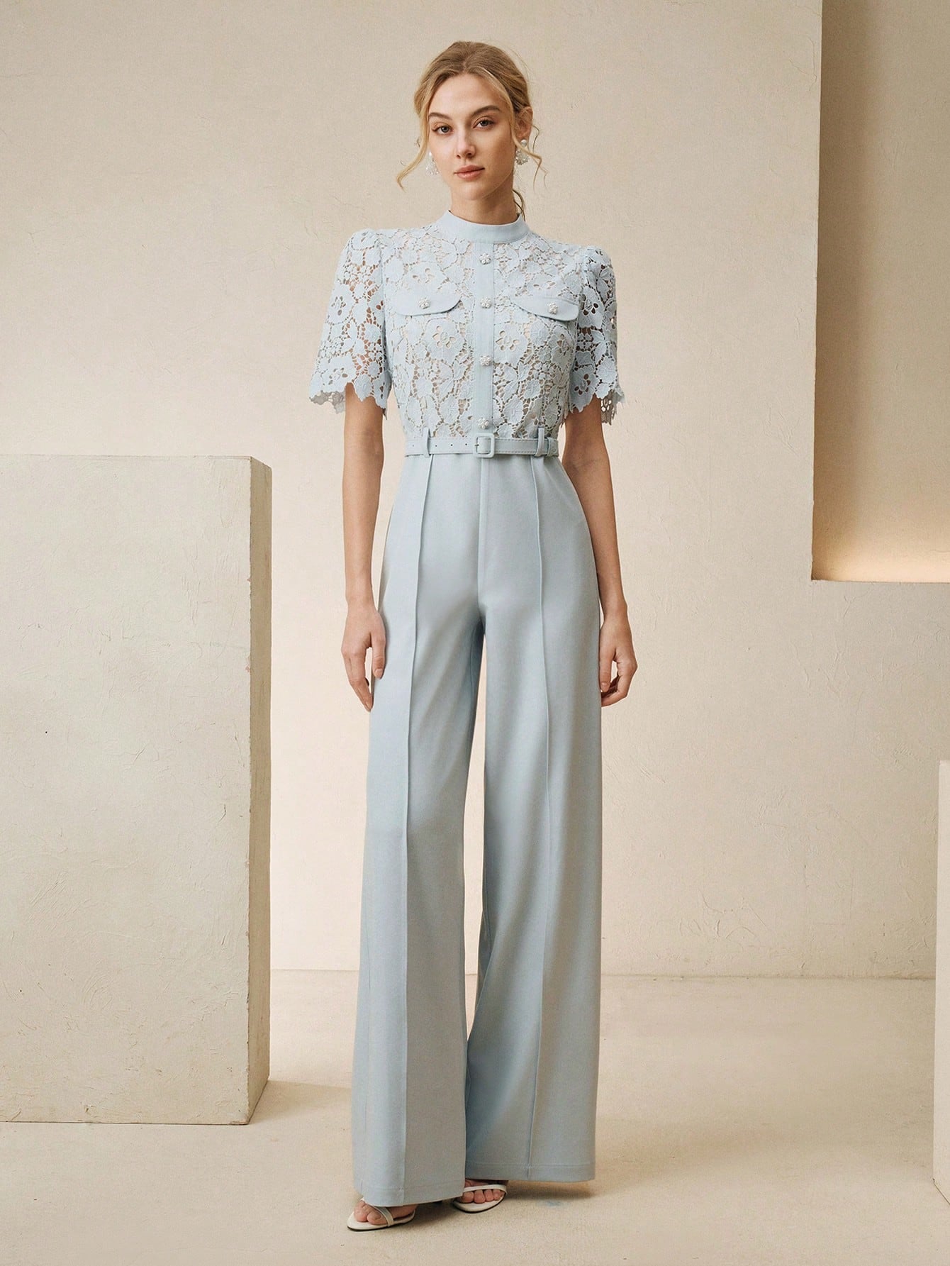 <a href="https://beryn-boutique.com/dress">
<img src="xxx.jpg" alt=<"Elegant Casual Jumpsuit For Women">
</a>
