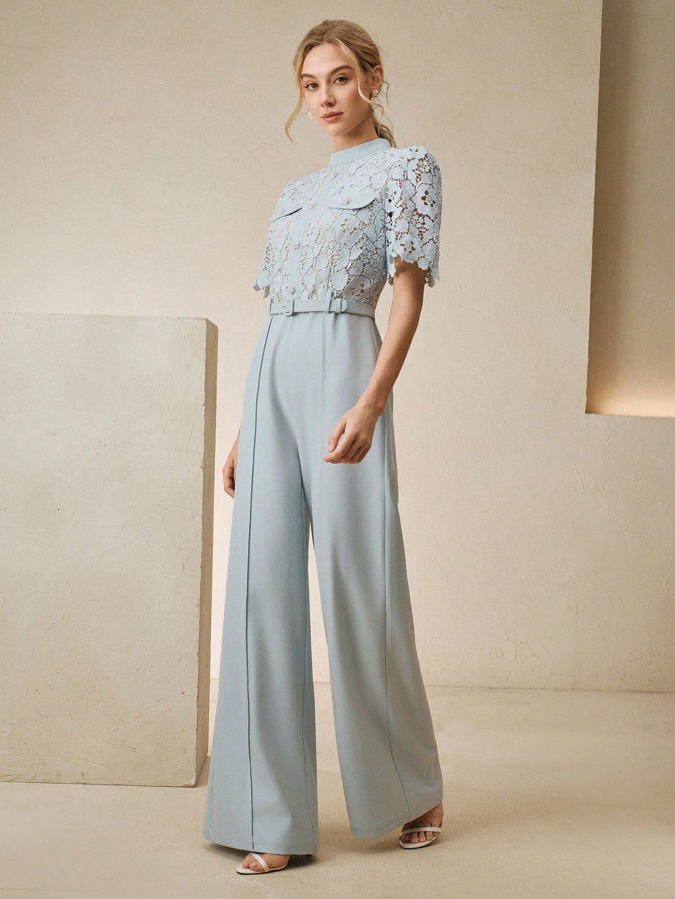 <a href="https://beryn-boutique.com/dress">
<img src="xxx.jpg" alt=<"Elegant Casual Jumpsuit For Women">
</a>
