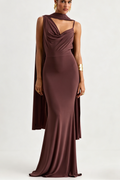 
<img src="https://www.beryn-boutique.com/" 
       alt="Trendy Deep V-Neck Dress with Ribbons" 
       loading="lazy" />
