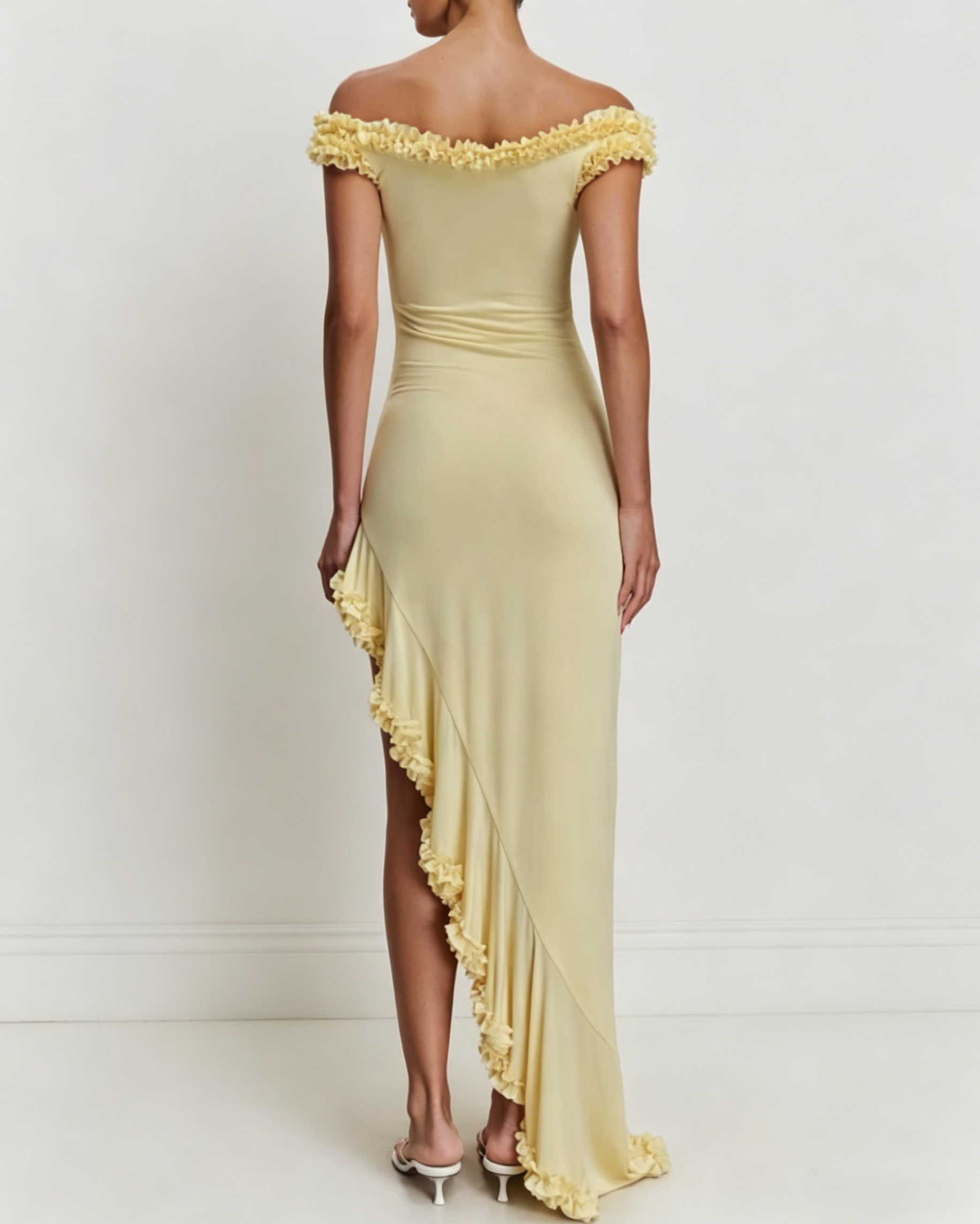 Chic Curvy Hugging Bandage Dress