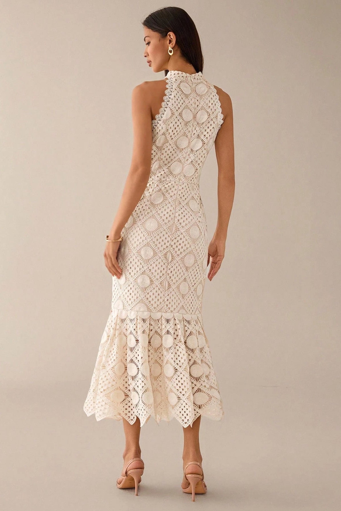 <img src="https://www.beryn-boutique.com/" 
       alt="Ivory Crochet Lace Midi Dress" 
       loading="lazy" />