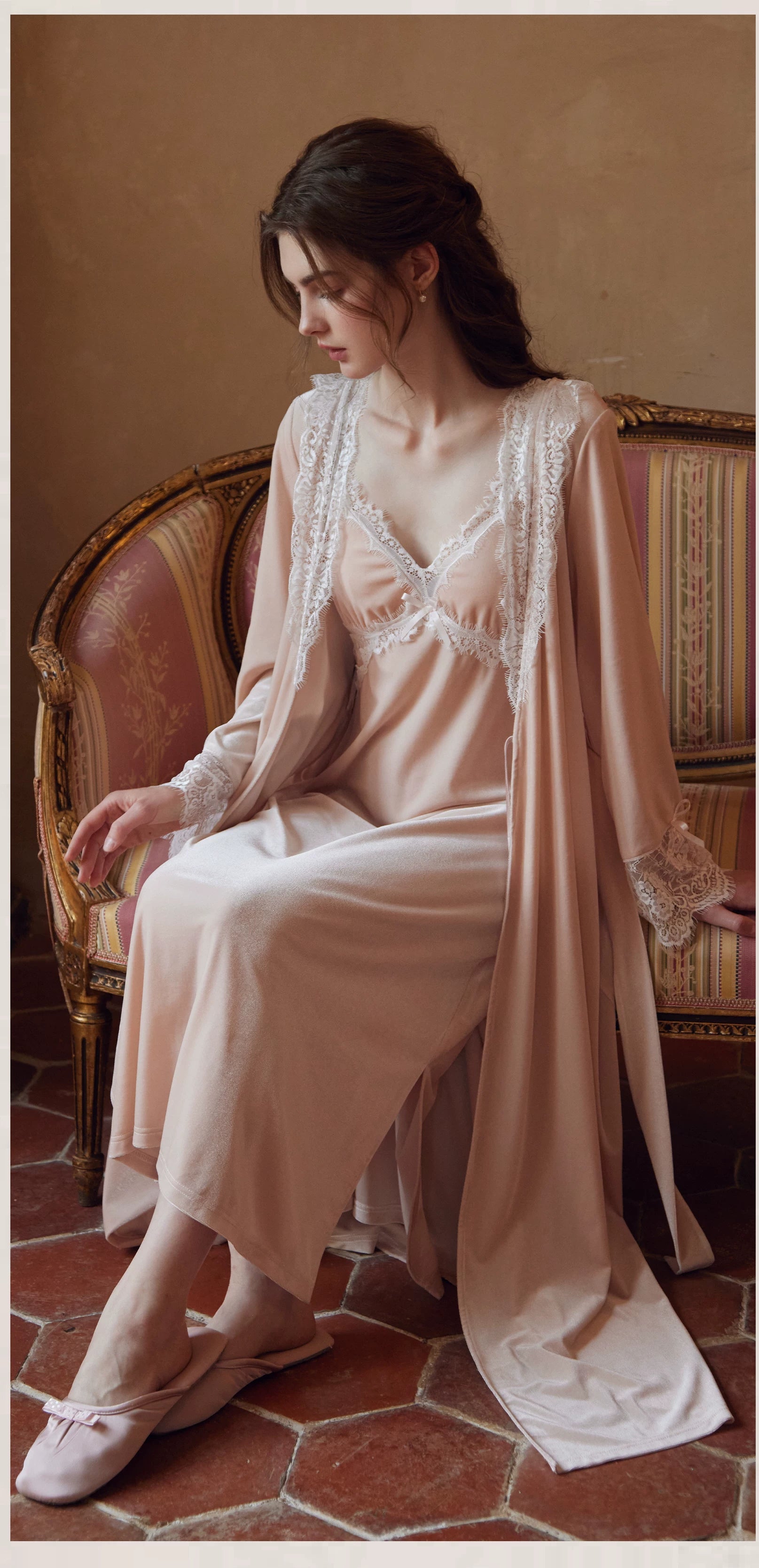 <a href="https://beryn-boutique.com/dress">
<img src="xxx.jpg" alt=<"Lavender Princess Palace Maxi Nightgown Long Sleeve Luxury Women Sleepwear">
</a>
