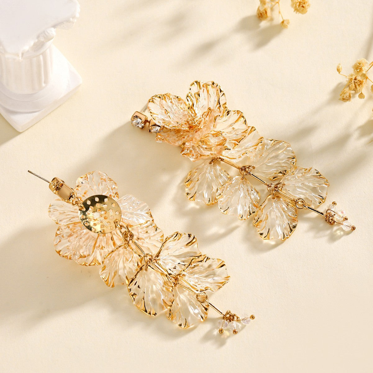 <a href="https://beryn-boutique.com/dress">
<img src="xxx.jpg" alt=<"Luxury Statement Flower Tassel Resin Women Earrings">
</a>
