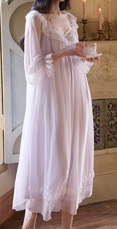 <a href="https://beryn-boutique.com/dress">
<img src="xxx.jpg" alt=<"Luxury High End Princess Nightgown French Palace Lace Long Sleeve Sleepwear">
</a>
