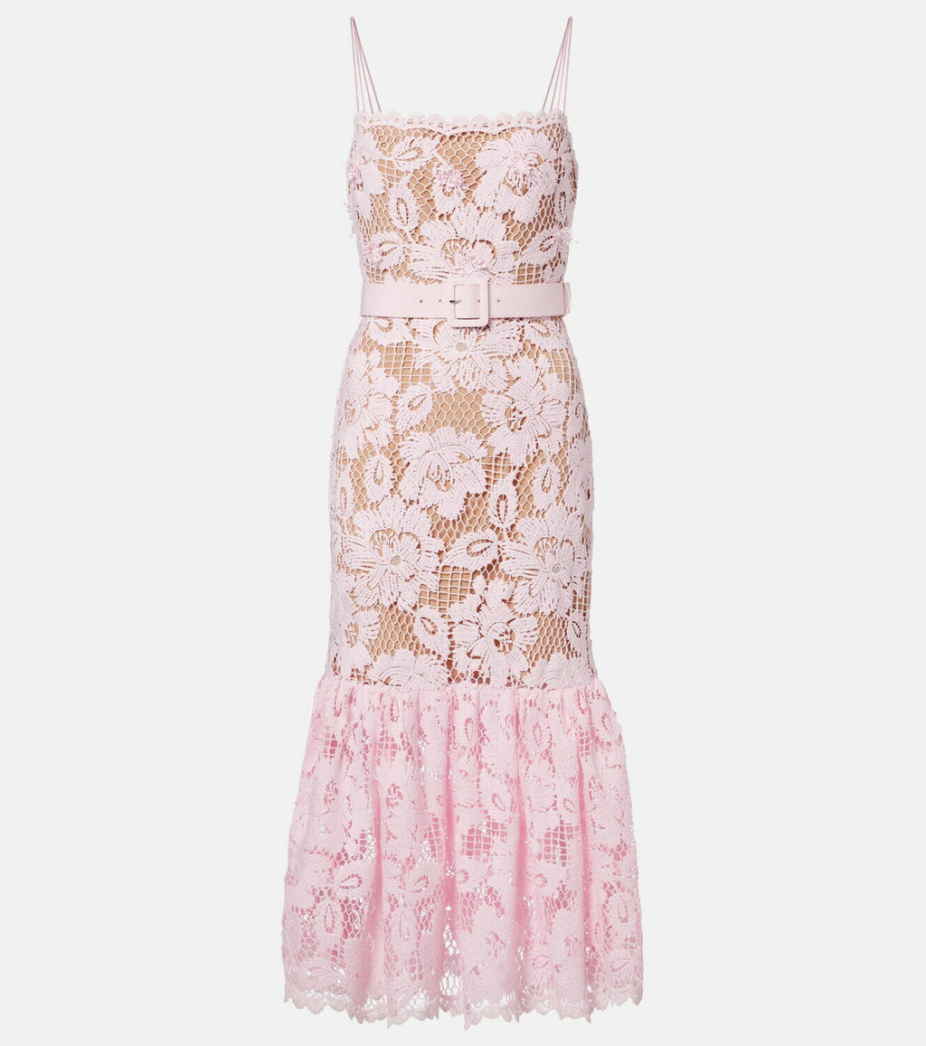 <a href="https://beryn-boutique.com/dress">
<img src="xxx.jpg" alt="Belted Crochet Lace Maxi Dress, Sleeveless Cutout Floral Knit Long Dress for Formal Occasions">
</a>
