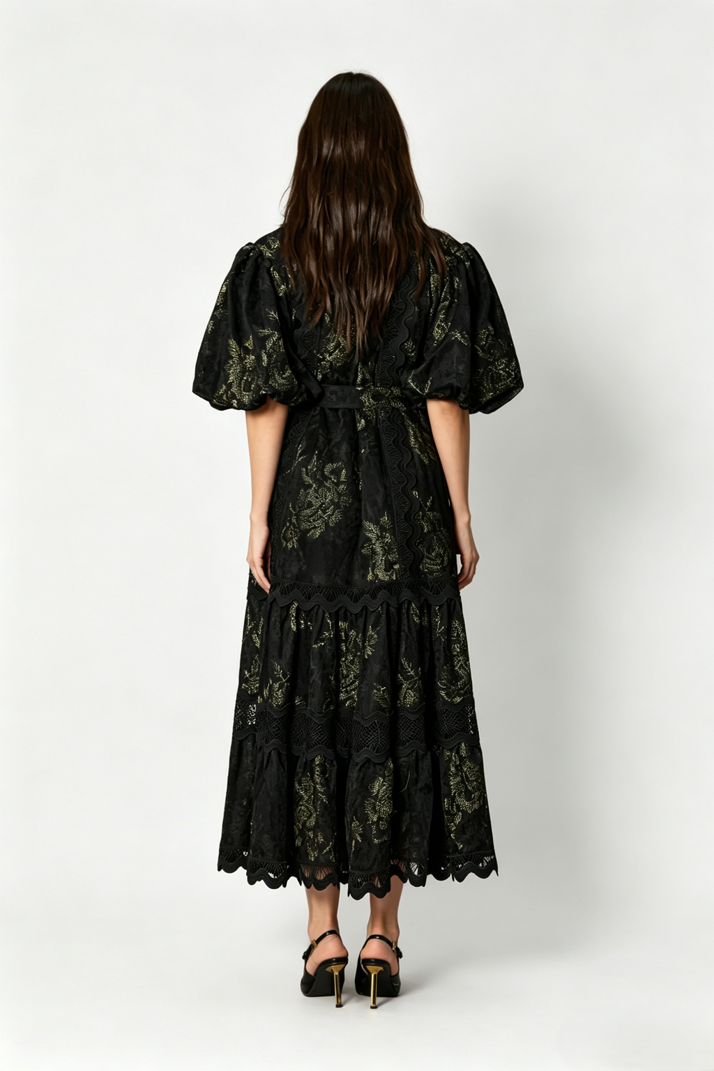<img src="https://www.beryn-boutique.com/" 
       alt="Black Lace Maxi Dress" 
       loading="lazy" />