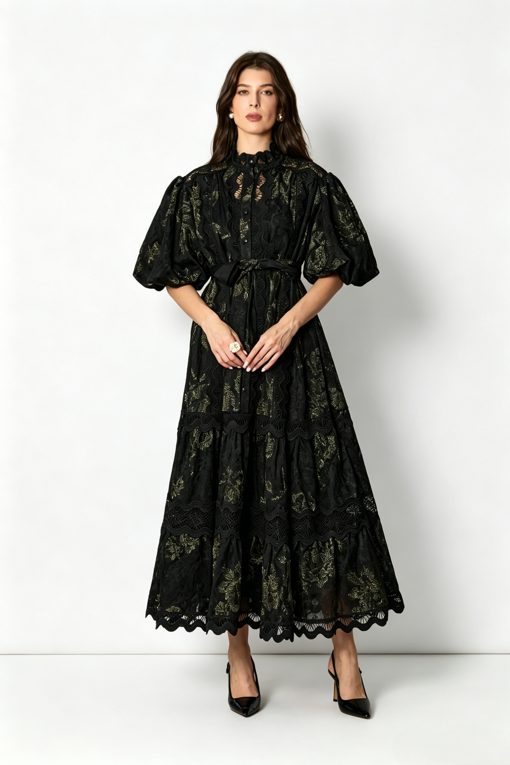 <img src="https://www.beryn-boutique.com/" 
       alt="Black Lace Maxi Dress" 
       loading="lazy" />