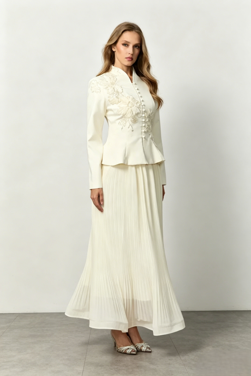 <img src="https://www.beryn-boutique.com/" 
       alt="  Ivory Two-Piece Classic  Formal Suit" 
       loading="lazy" />