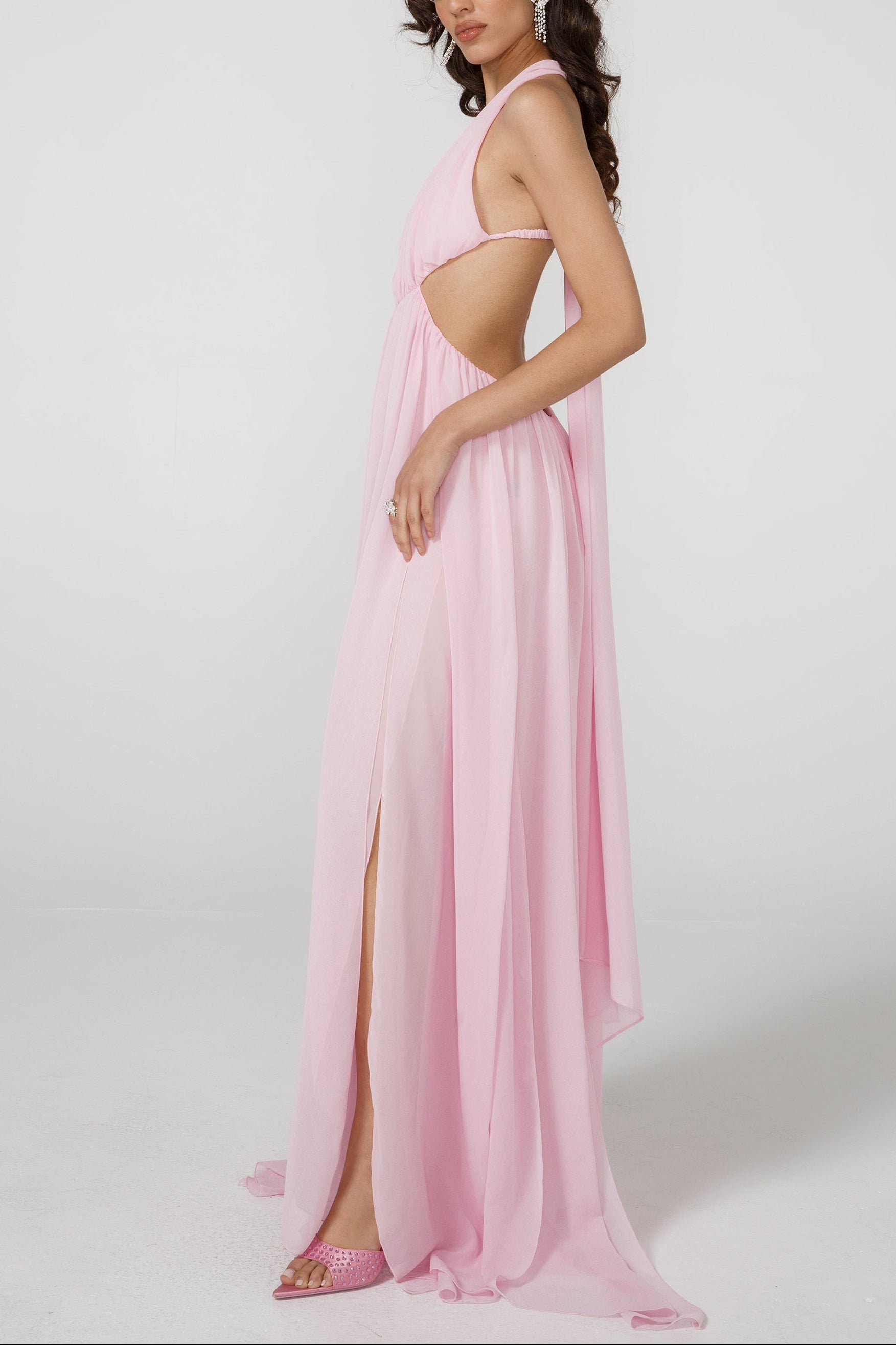
<img src="https://www.beryn-boutique.com/" 
       alt="Formal Pink Gown Wedding Party Dress For Women" 
       loading="lazy" />