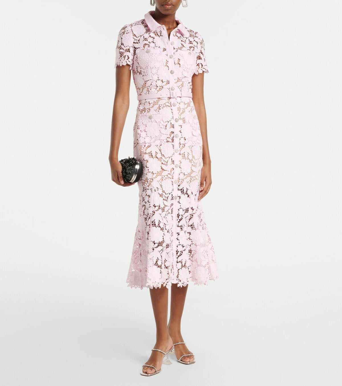 <a href="https://beryn-boutique.com/dress">
<img src="xxx.jpg" alt="Elegant Long Sleeve Lace Shirt Dress with Waist Belt, Classic Lapel Collar Formal Maxi Dress">
</a>
