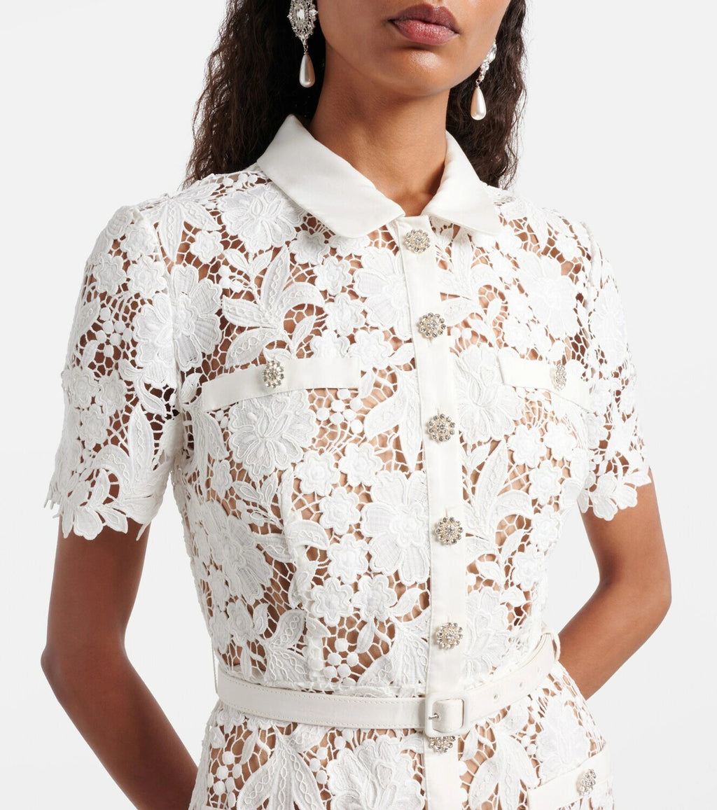 <a href="https://beryn-boutique.com/dress">
<img src="xxx.jpg" alt="Elegant Long Sleeve Lace Shirt Dress with Waist Belt, Classic Lapel Collar Formal Maxi Dress">
</a>
