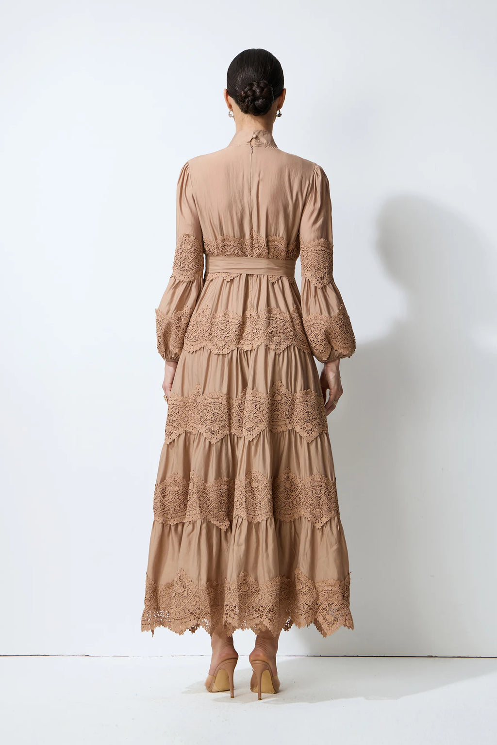 
<img src="https://www.beryn-boutique.com/" 
       alt="Mocha  Scalloped Lace Maxi Dress" 
       loading="lazy" />