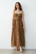 <img src="https://www.beryn-boutique.com/" 
       alt="Coffee Sweetheart Corset Midi dress" 
       loading="lazy" />