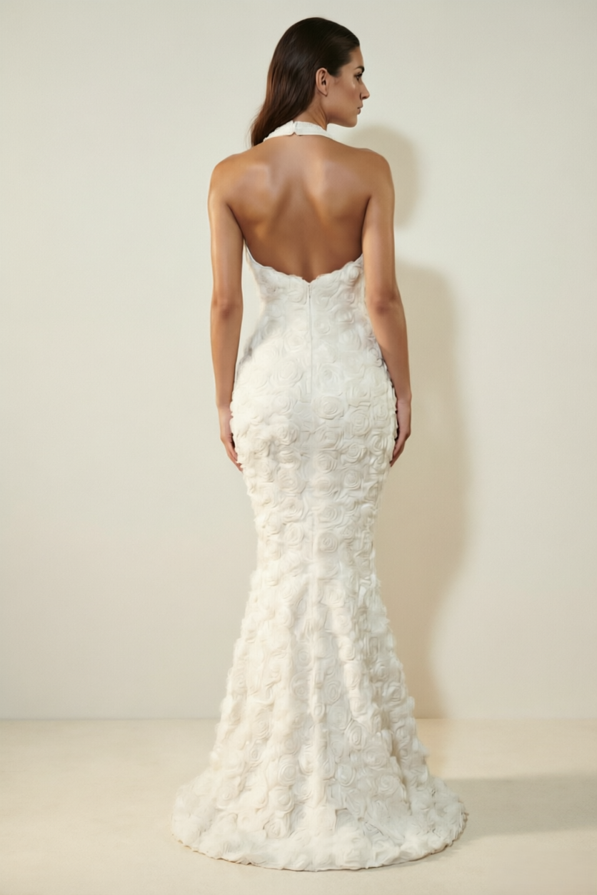 <img src="https://www.beryn-boutique.com/" 
       alt="Stunning 3D Rose Mermaid Wedding Dress" 
       loading="lazy" />